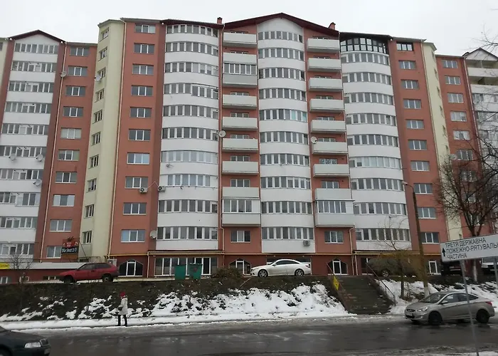 Apartment On Demyanchuka 1A