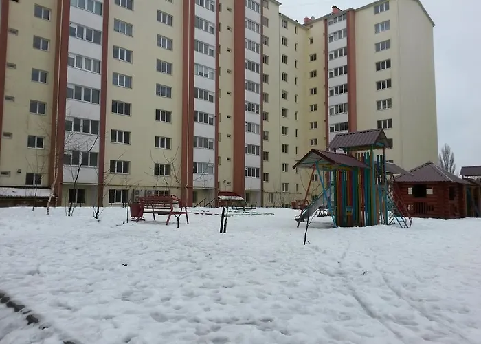 Apartment On Demyanchuka 1A